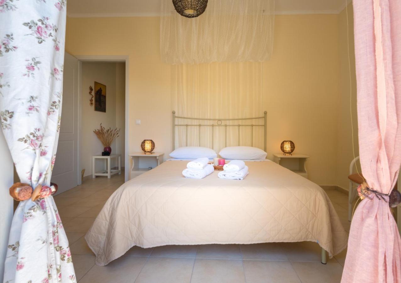 Apartmán Avelia Pink Asprogerakata Exteriér fotografie